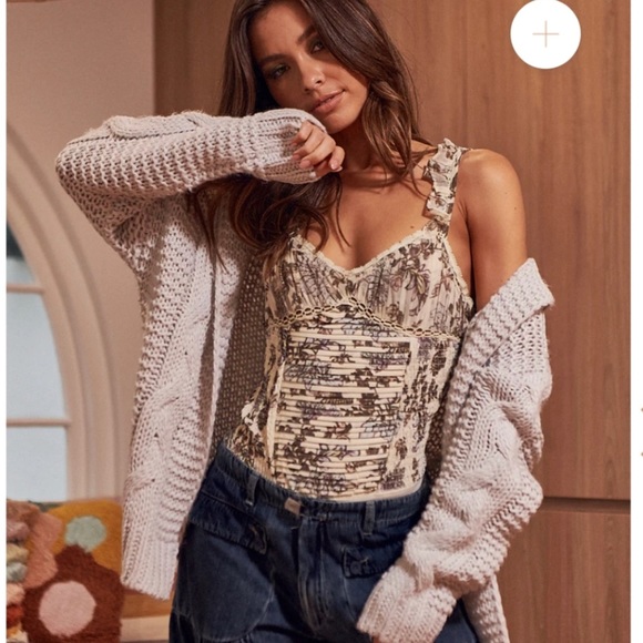 NWT Free People Weekend Plans Tea Combo Ivory Pleated Bodysuit - Picture 9 of 14